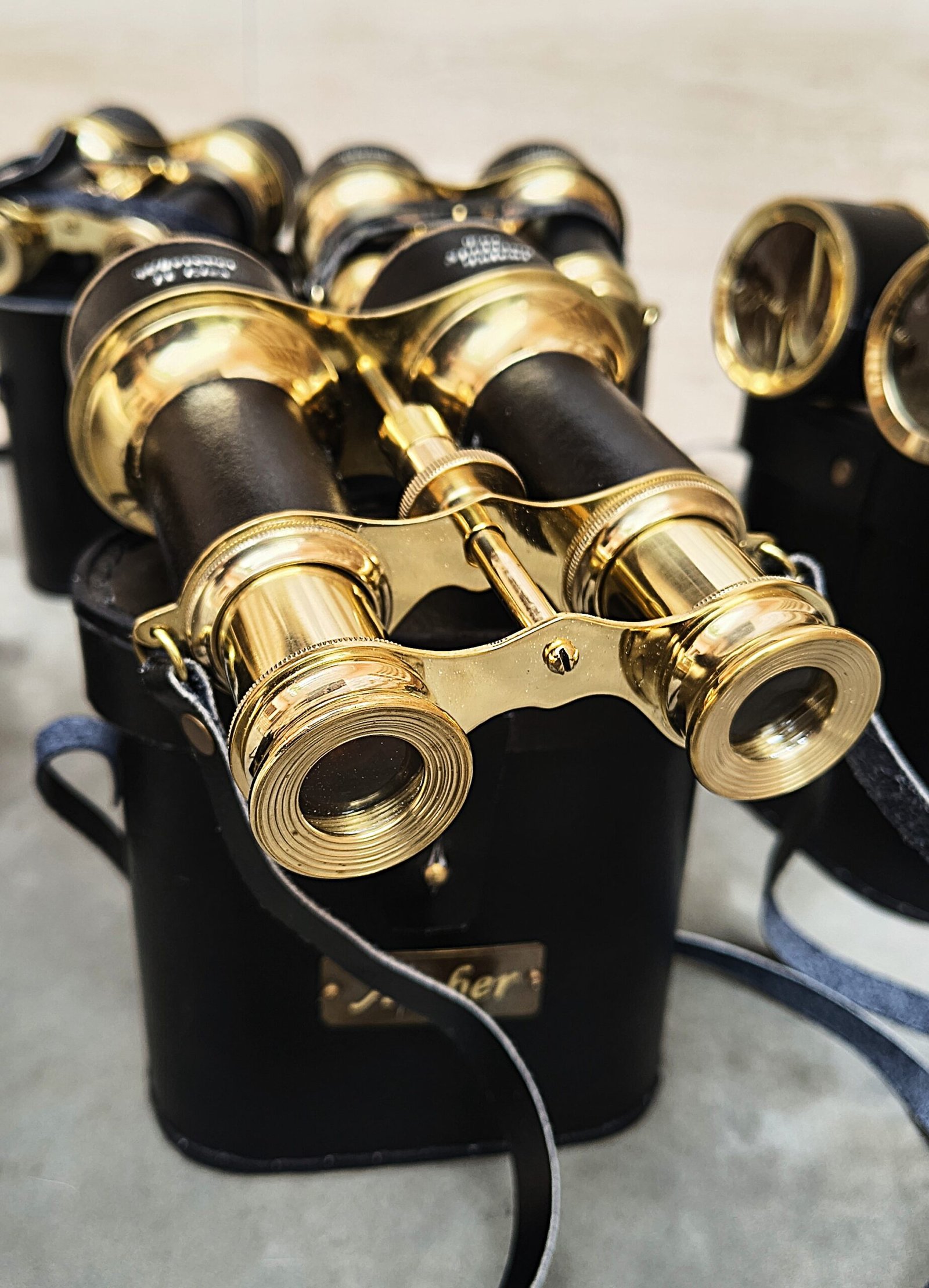 Vintage Brass Binoculars with Leather Case – Personalized Nautical Binoculars, Antique-Style Maritime Gift & Collectible | SIFAAT WORLD - Image 4